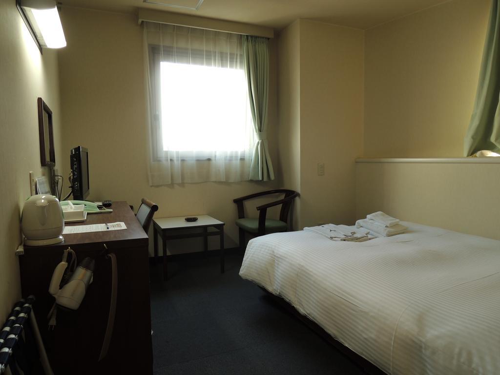 Hotel Green City Сендай Экстерьер фото